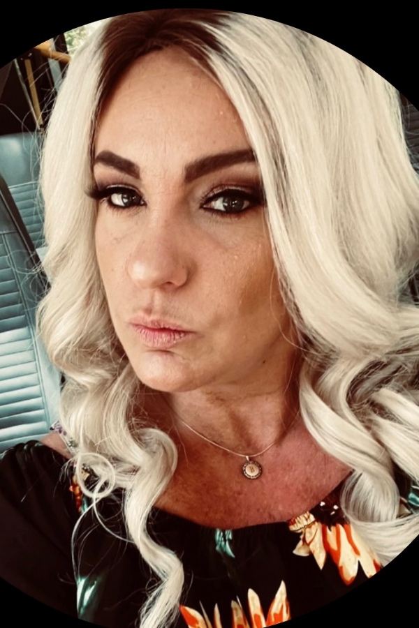 Cruise Brothers Travel Agent Elizabeth Cheval